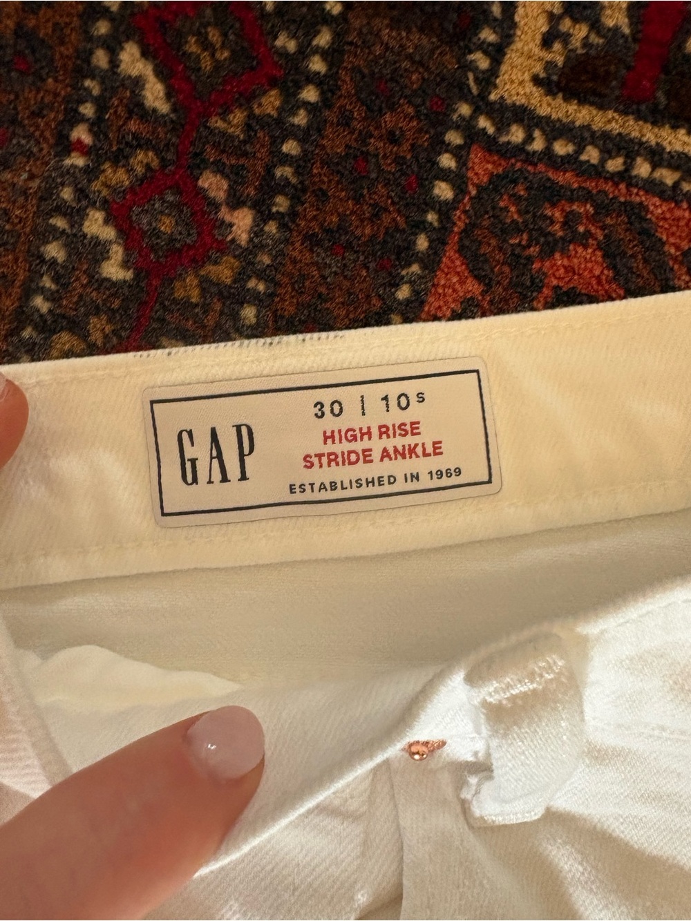 GAP High Rise Stride wide leg Ankle Jeans — White